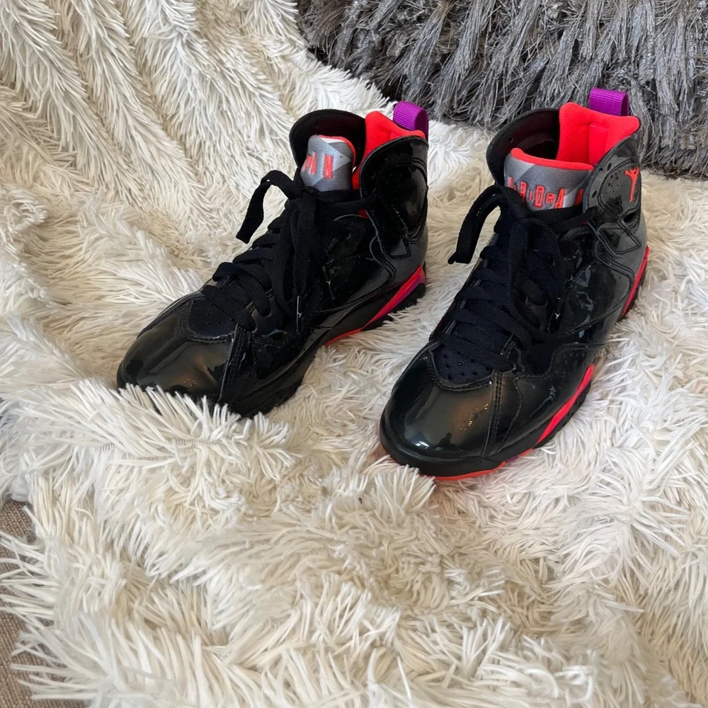 Air Jordon 7 Retro “Black Gloss” Size 5 - Picture 3 of 4